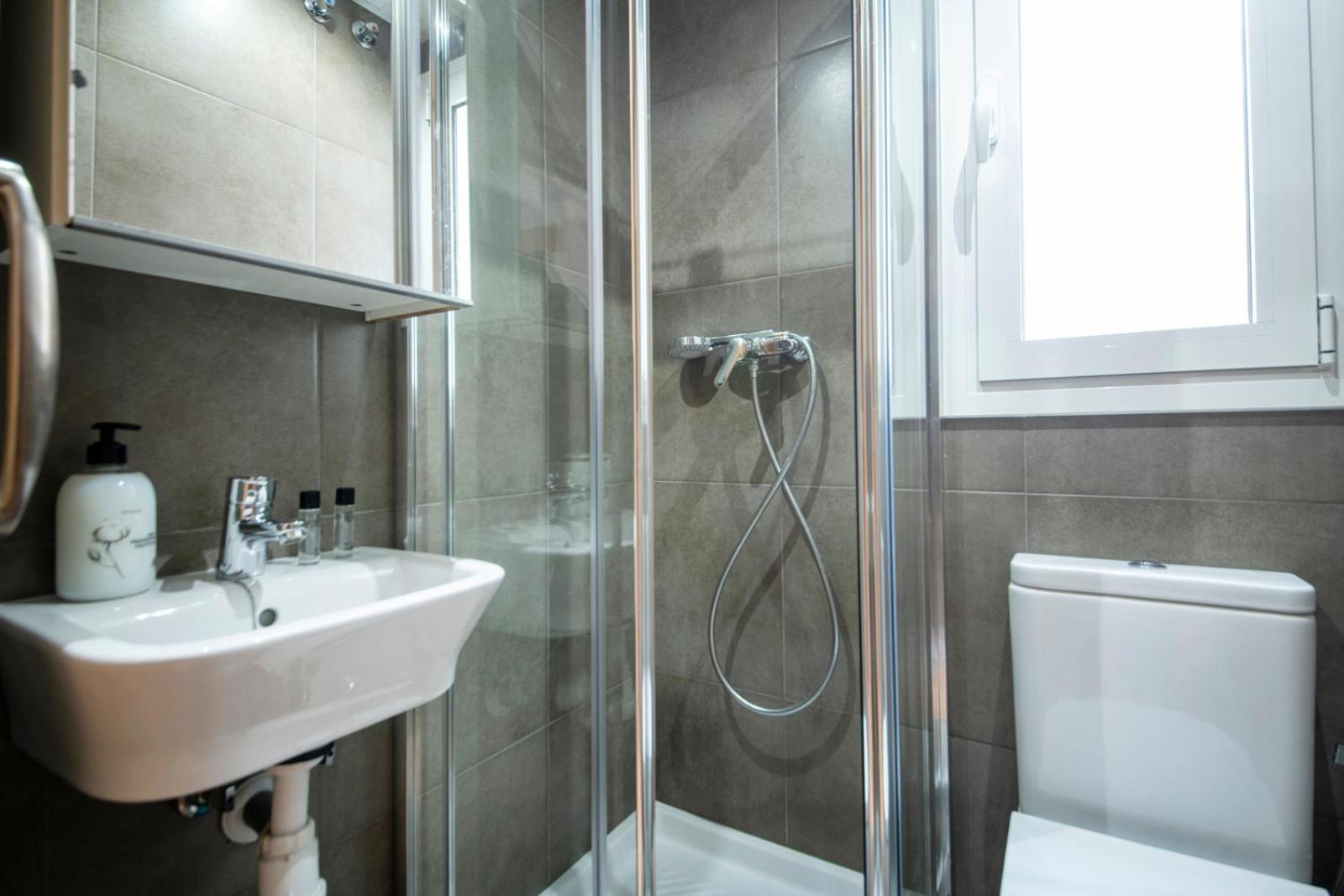 You Stylish Sagrada Familia Apartments Barcelona Ngoại thất bức ảnh